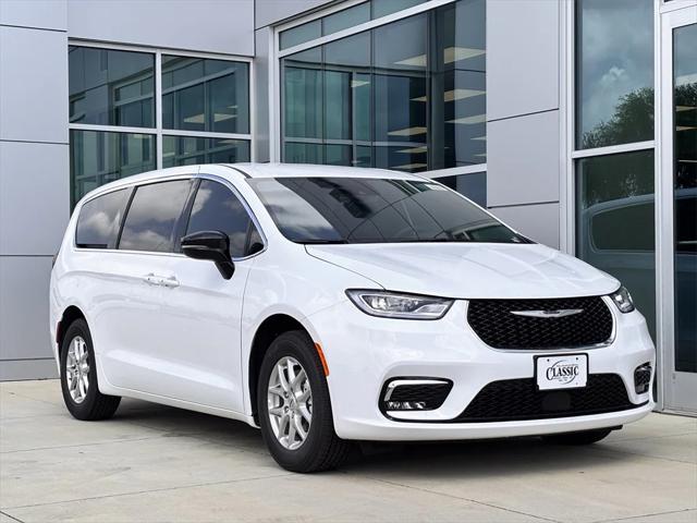 2025 Chrysler Pacifica PACIFICA SELECT