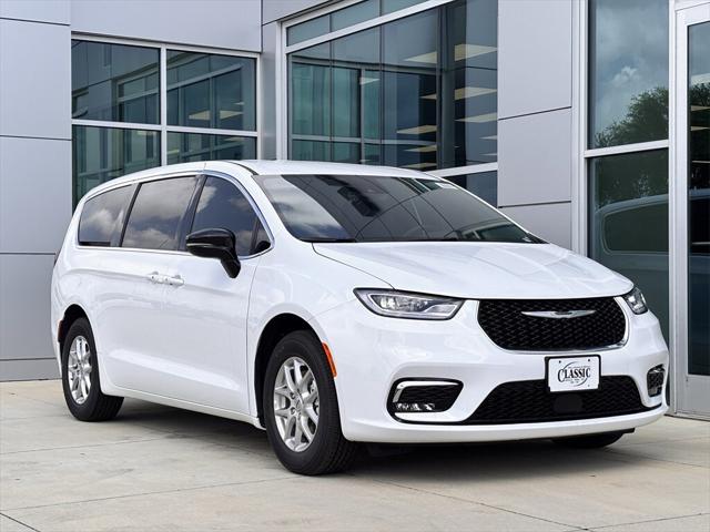 2025 Chrysler Pacifica PACIFICA SELECT