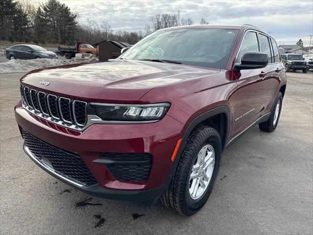2023 Jeep Grand Cherokee Laredo 4x4