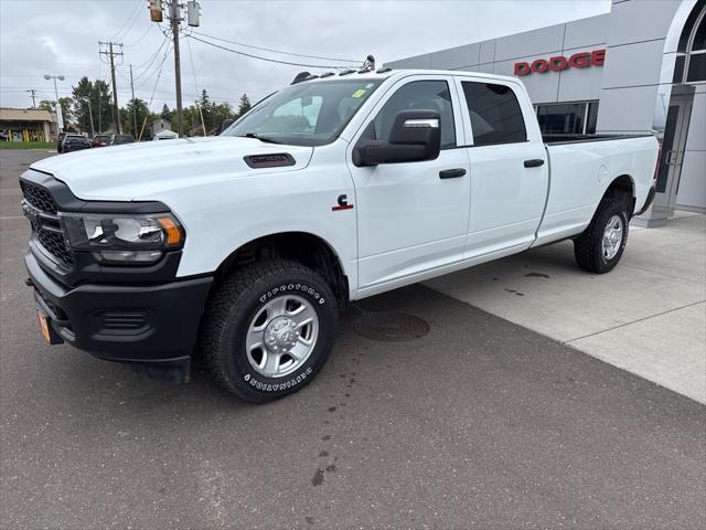 2024 RAM 2500 Tradesman Crew Cab 4x4 8 Box 2024 RAM 2500 Tradesman Crew Cab 4x4 8 Box