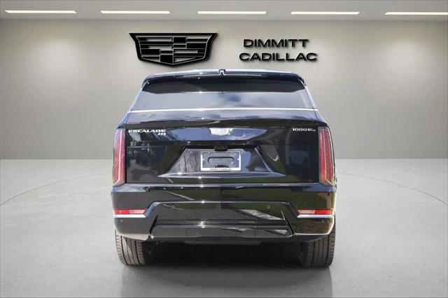 2025 Cadillac Escalade Luxury 2