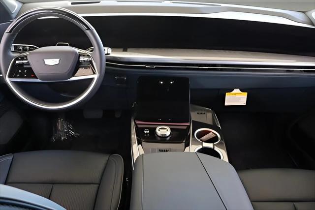 2025 Cadillac Escalade Luxury 2
