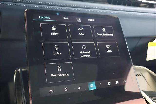 2025 Cadillac Escalade Luxury 2