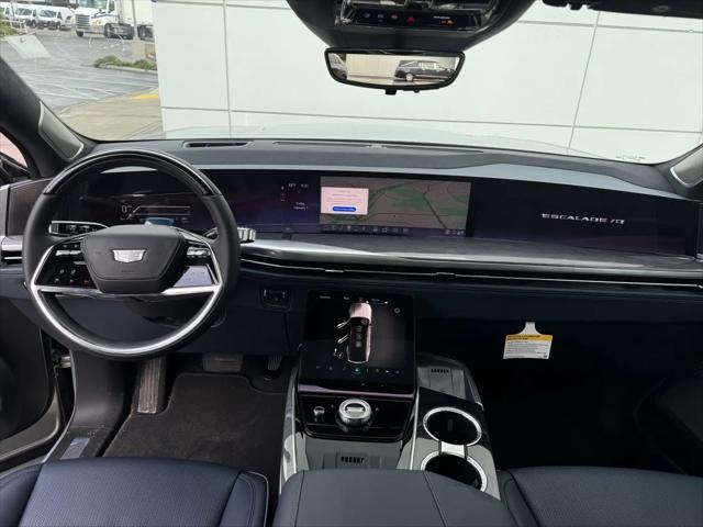 2025 Cadillac Escalade Sport 2