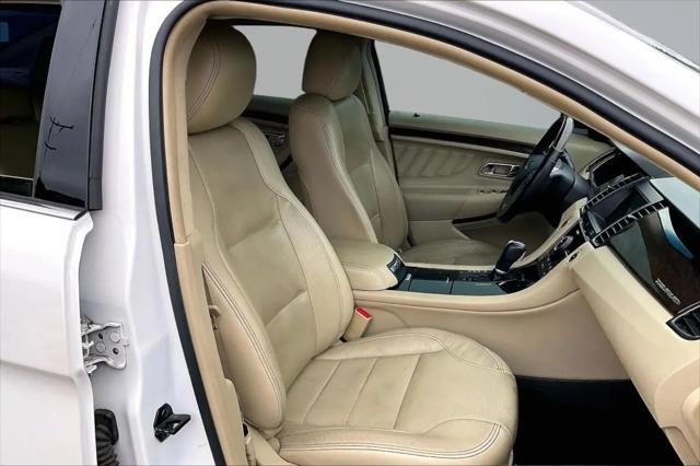 2018 Ford Taurus Limited