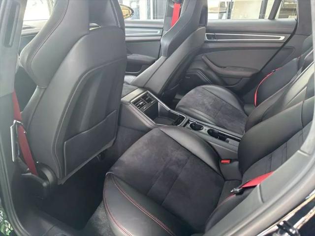 2020 Porsche Panamera GTS