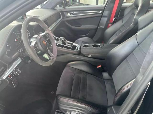 2020 Porsche Panamera GTS
