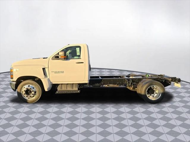 2024 Chevrolet Silverado 6500HD 1WT