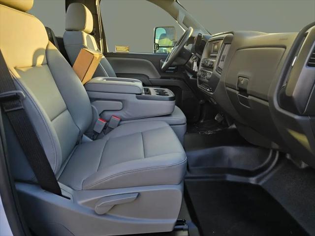 2024 Chevrolet Silverado 6500HD 1WT