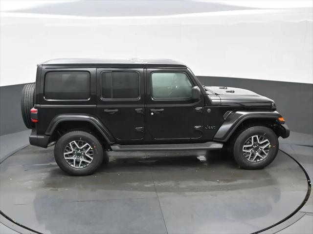 2025 Jeep Wrangler 4-Door Sahara 4x4