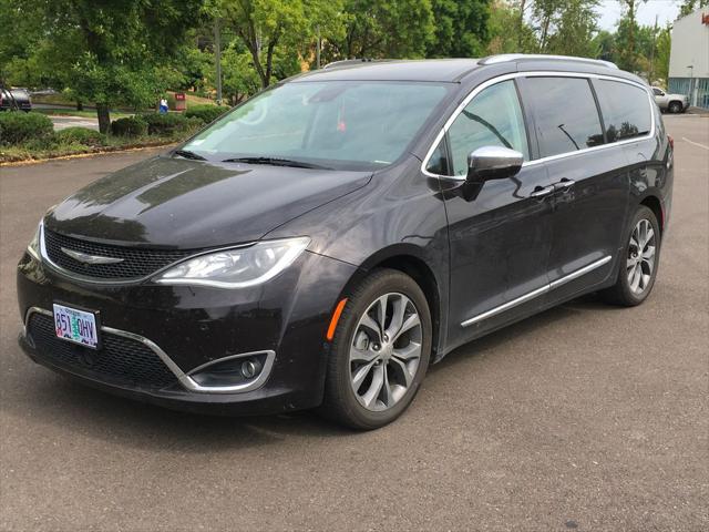 2017 Chrysler Pacifica Limited for sale in Albany, OR