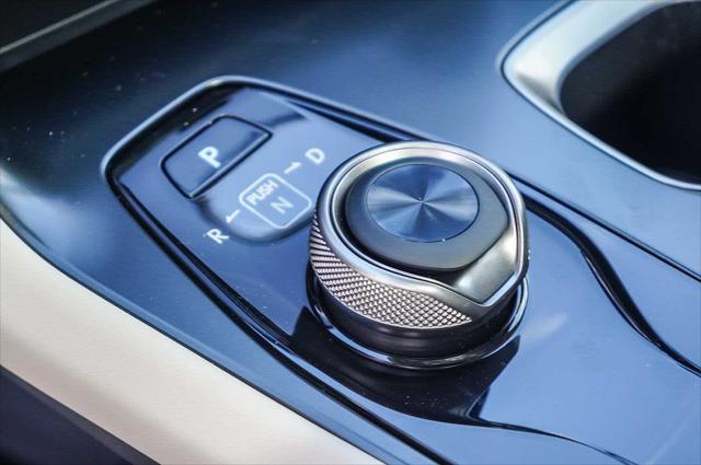 2025 Lexus 300 Premium