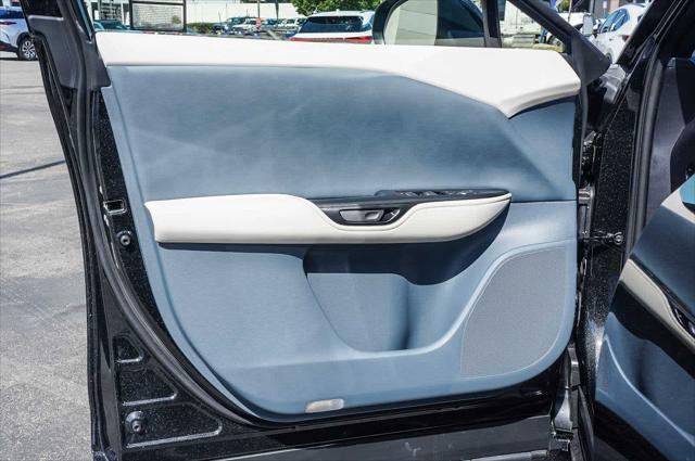 2025 Lexus 300 Premium