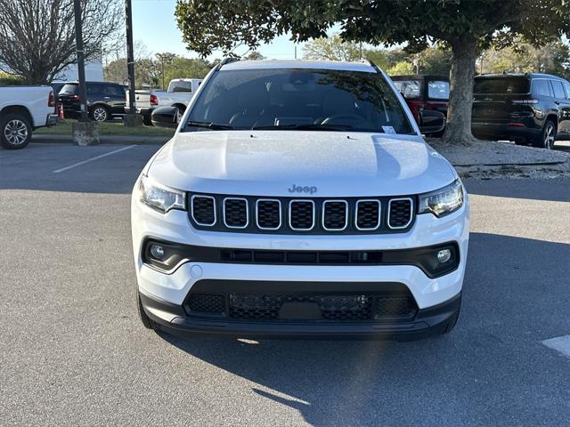 2025 Jeep Compass COMPASS LATITUDE 4X4