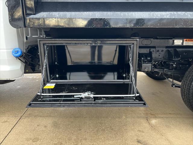 2024 RAM Ram 3500 Chassis Cab RAM 3500 TRADESMAN CHASSIS REGULAR CAB 4X4 84 CA