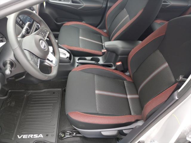 2025 Nissan Versa 1.6 SR