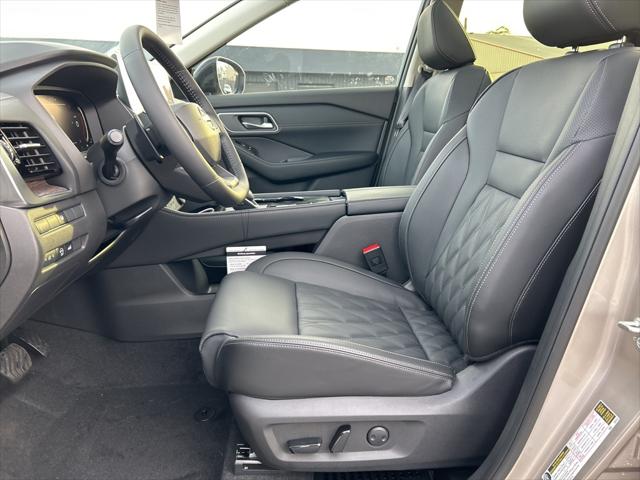 2025 Nissan Rogue Platinum FWD