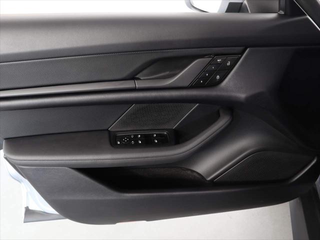 2024 Porsche Taycan Unknown
