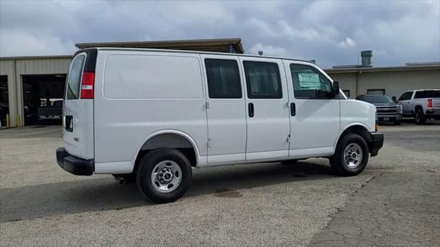 2025 GMC Savana Cargo RWD 2500 Regular Wheelbase Work Van