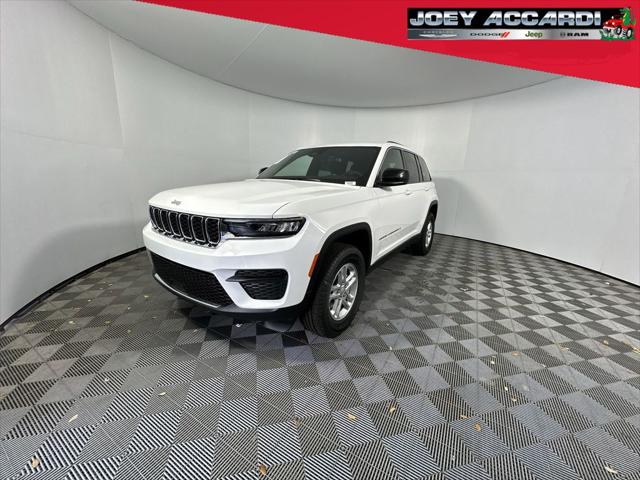 2025 Jeep Grand Cherokee GRAND CHEROKEE LAREDO 4X2