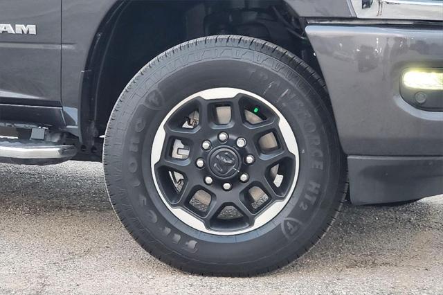 2025 RAM Ram 3500 RAM 3500 LARAMIE CREW CAB 4X4 64 BOX