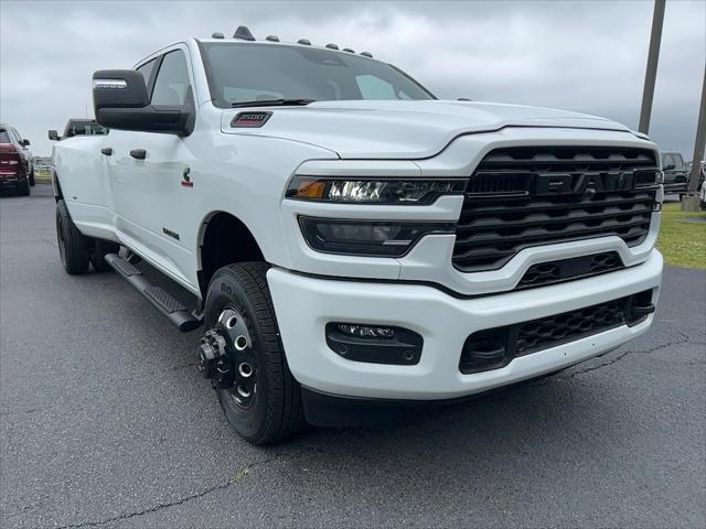 2025 RAM Ram 3500 RAM 3500 BIG HORN CREW CAB 4X4 8 BOX