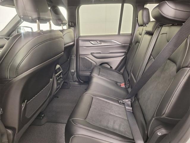 2025 Jeep Grand Cherokee GRAND CHEROKEE ALTITUDE 4X2