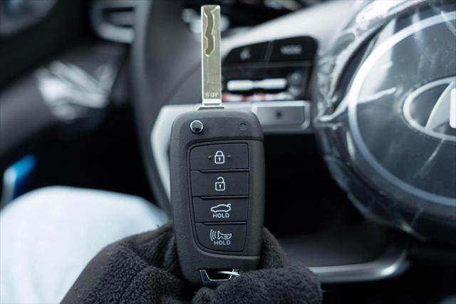 Elantra Essential