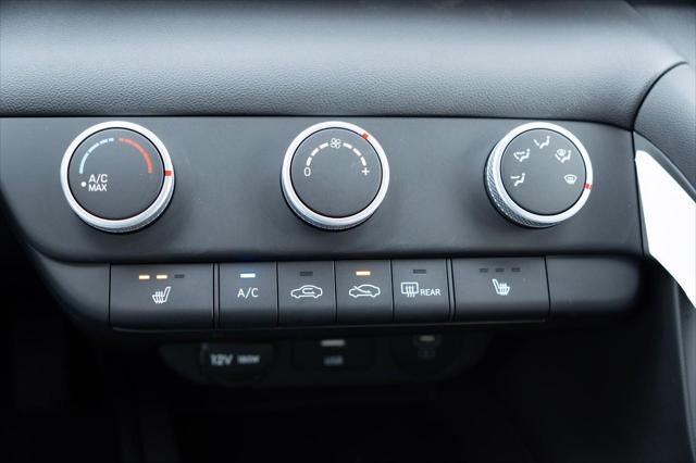 Elantra Essential