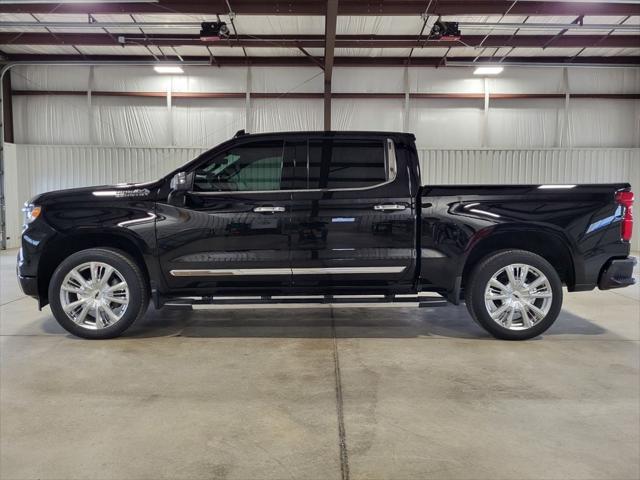 2022 Chevrolet Silverado 1500 4WD Crew Cab Short Bed High Country