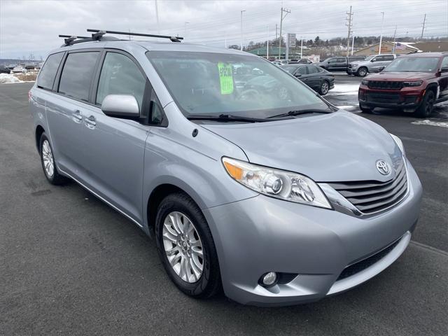 2014 Toyota Sienna Limited V6 7 Passenger