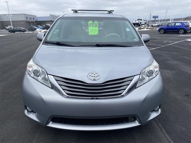 2014 Toyota Sienna Limited V6 7 Passenger