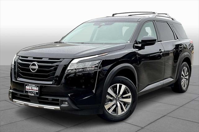 2023 Nissan Pathfinder SL FWD