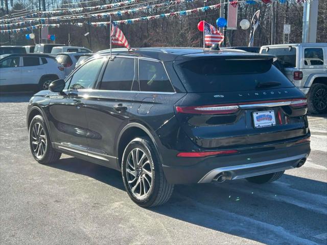 2022 Lincoln Corsair Standard