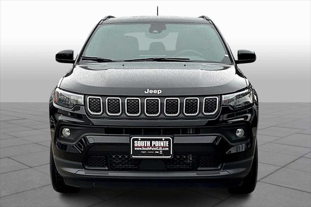 2023 Jeep Compass Latitude Lux FWD