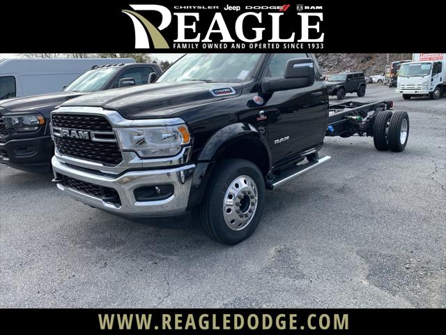 2024 RAM Ram 5500 Chassis Cab RAM 5500 SLT CHASSIS REGULAR CAB 4X4 120 CA
