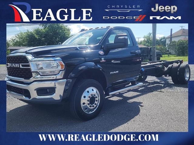 2024 RAM Ram 5500 Chassis Cab RAM 5500 SLT CHASSIS REGULAR CAB 4X4 120 CA
