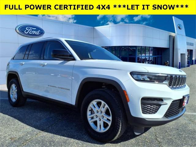 2023 Jeep Grand Cherokee Laredo 4x4