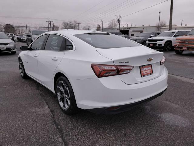 2022 Chevrolet Malibu FWD LT