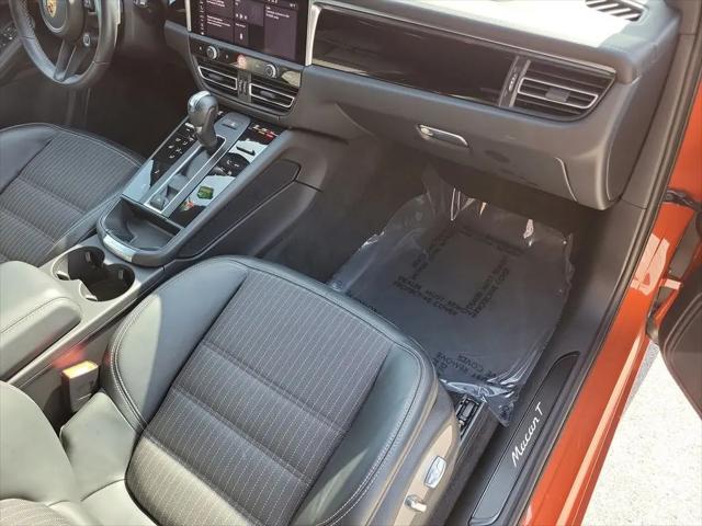 2024 Porsche Macan T