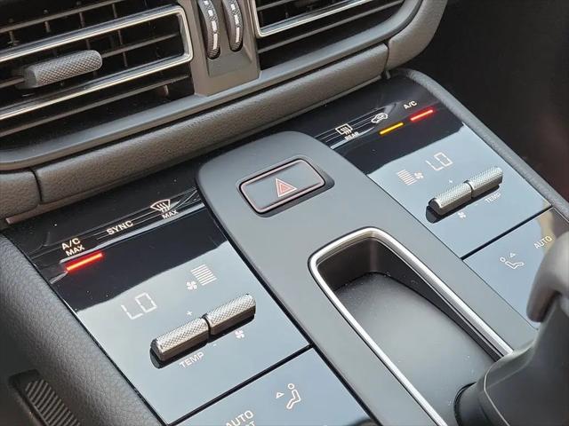 2024 Porsche Macan T