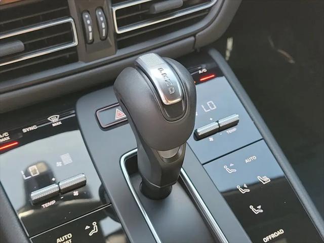 2024 Porsche Macan T