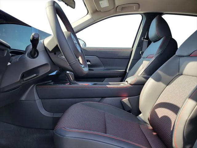 2025 Nissan Kicks SR Intelligent AWD