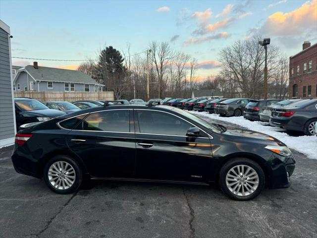 2014 Toyota Avalon Hybrid XLE Premium