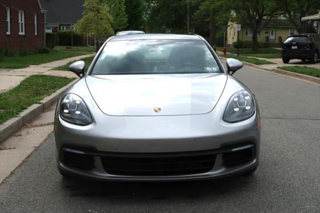 2017 Porsche Panamera 4