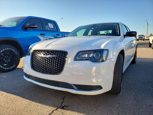 2019 Chrysler 300 Touring