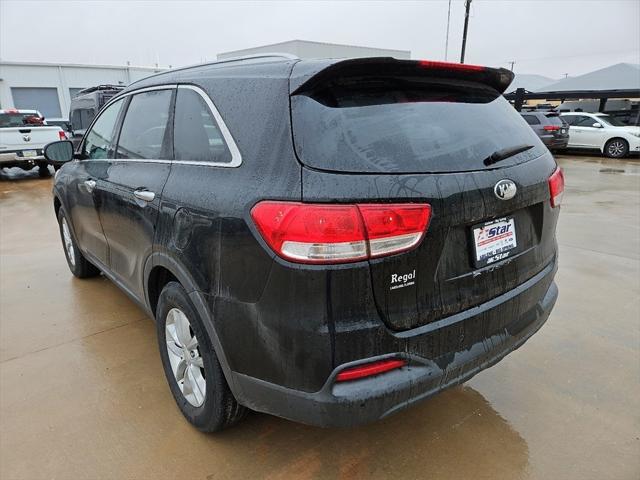 2016 Kia Sorento 2.4L LX