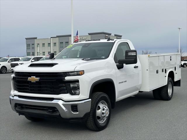 2025 Chevrolet Silverado 3500HD Work Truck