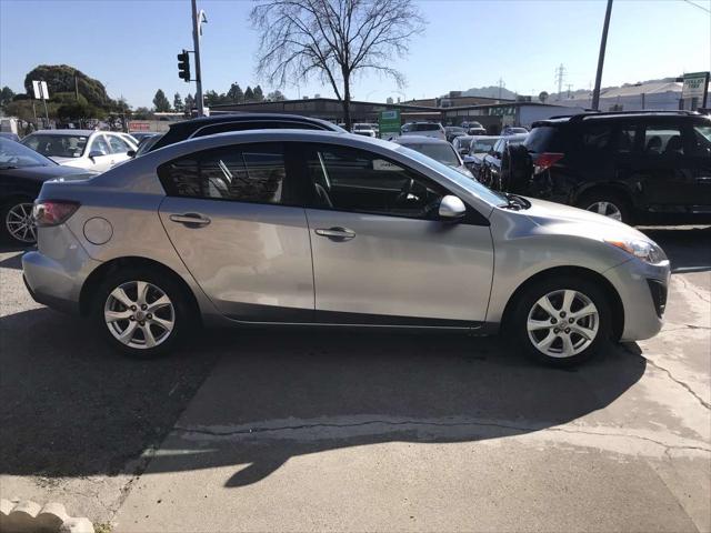 2011 Mazda Mazda3 i Touring