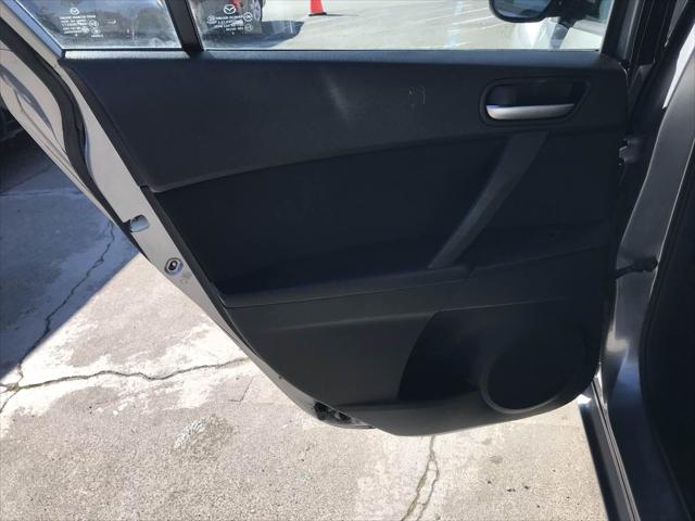 2011 Mazda Mazda3 i Touring